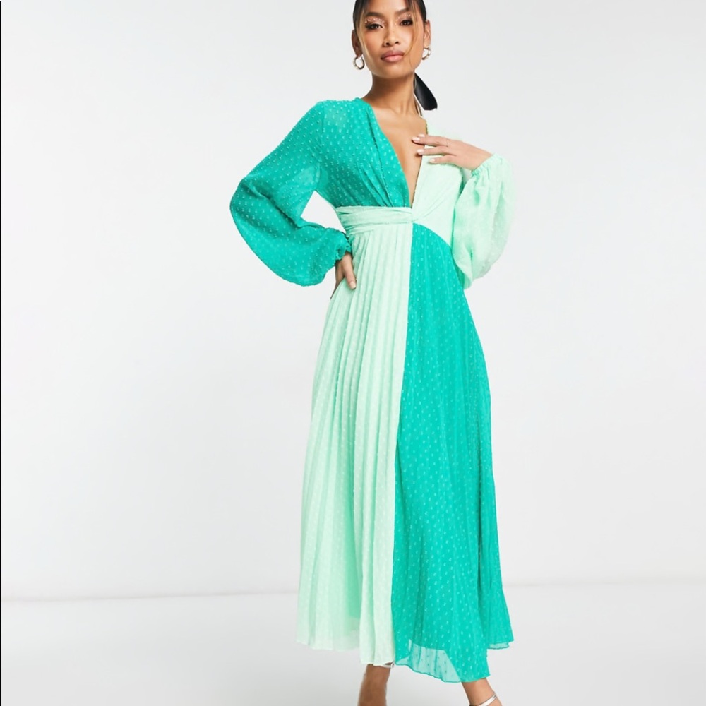 NWT dress